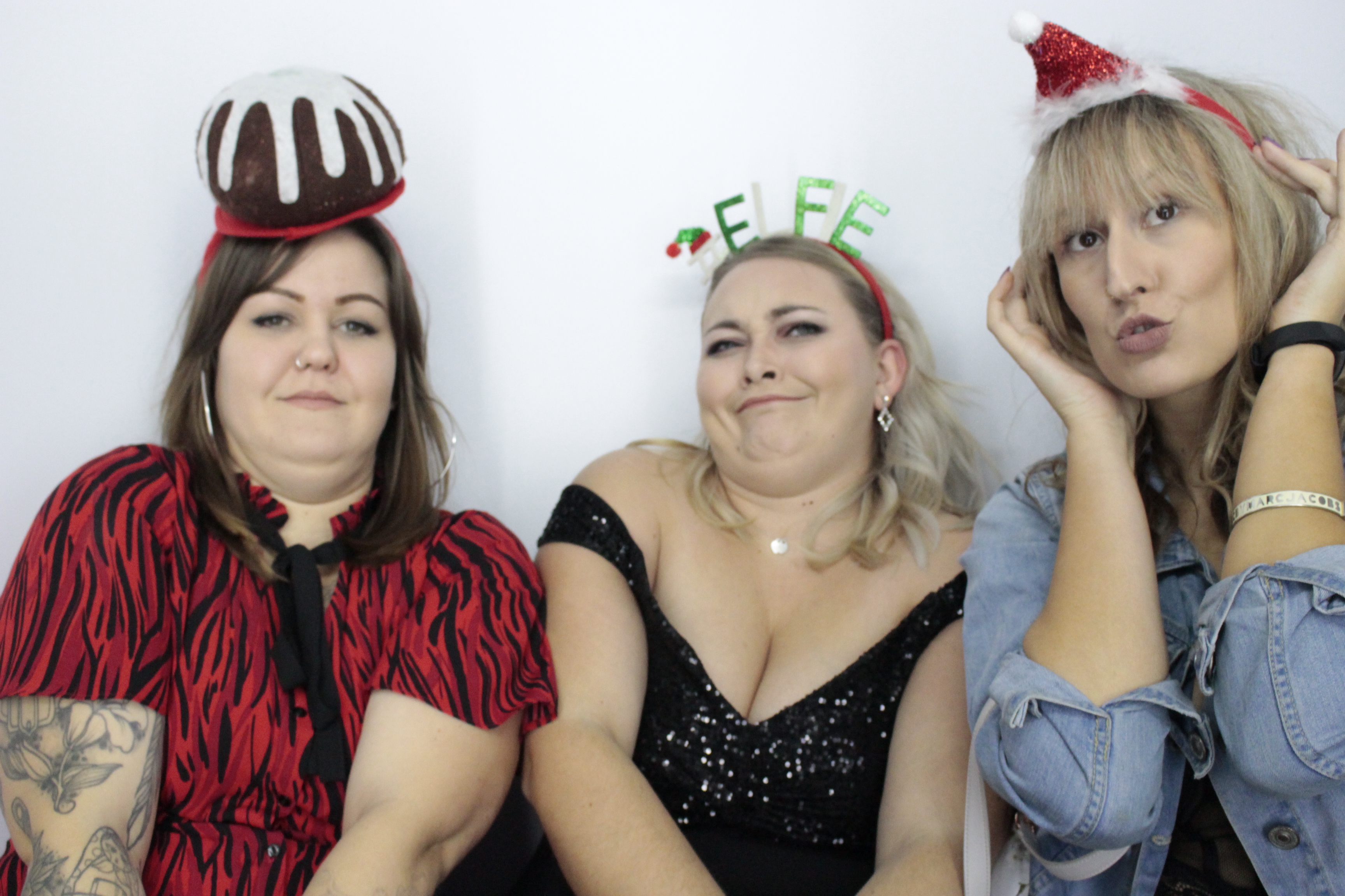 Fittleworth Medical Christmas Party | View more photos from the event at gallery.myphotoboothexperience.co.uk/u/MyPhotoBoothExperienceLtd/Fittleworth-Medical-Christmas-Party